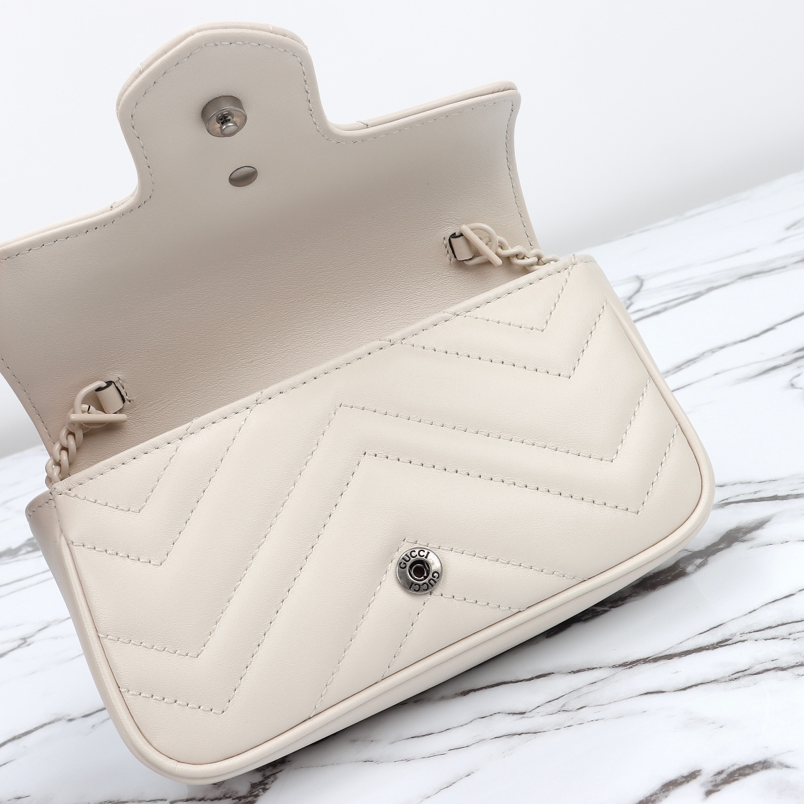 Bagsaaa Gvc*1 GG Marmont S*per Mini Bag 476433 Full White - 16.5x10x4.5cm