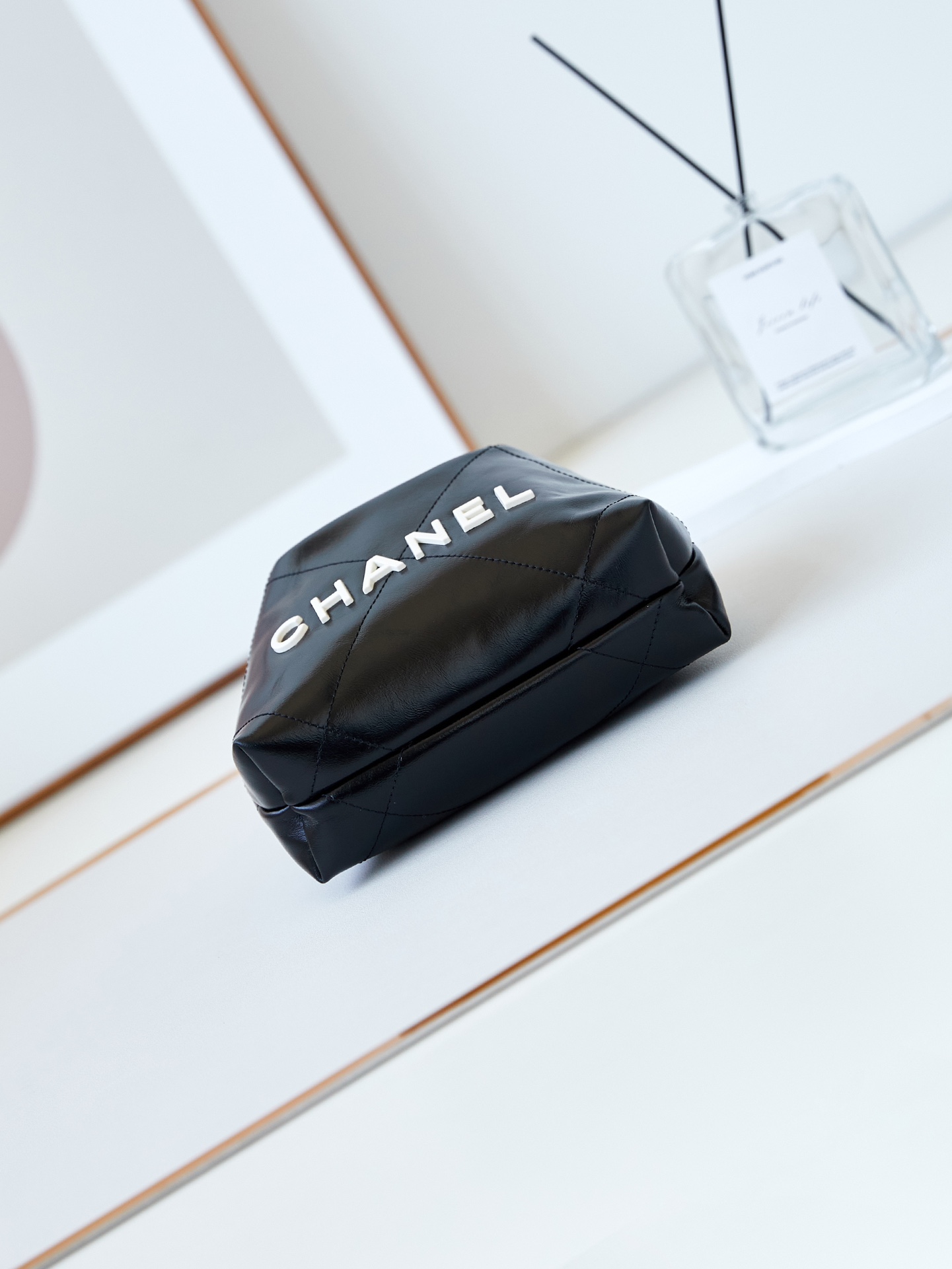 Bagsaaa Ch**el 22 Mini Handbag Black & White Letter AS3980 - 20 × 19 × 6 cm