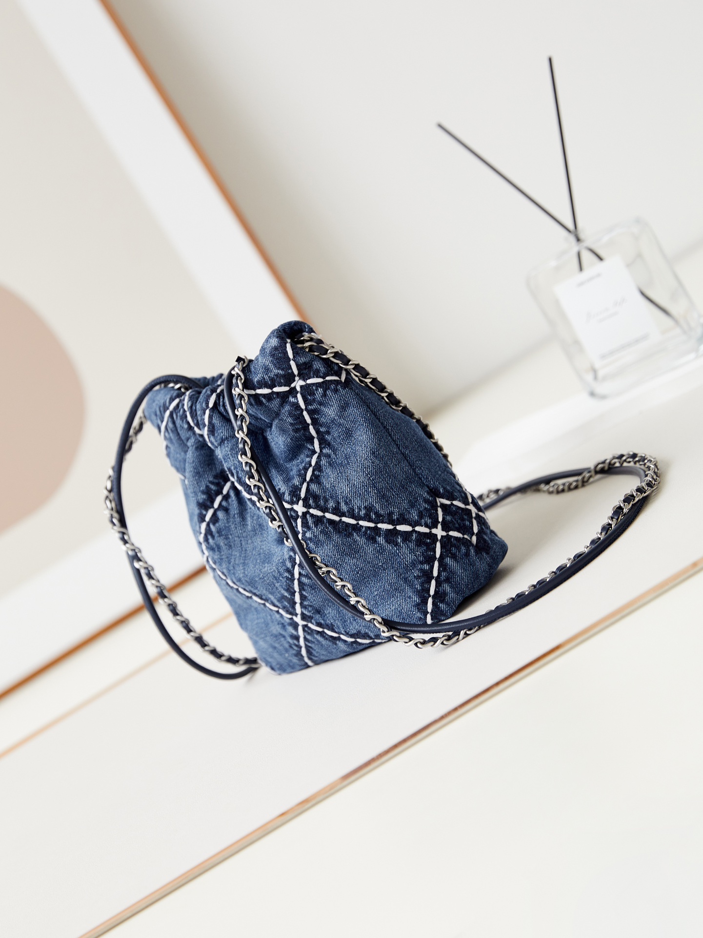 Bagsaaa Ch**el 22 Mini Handbag Blue Denim AS3980 - 20 × 19 × 6 cm