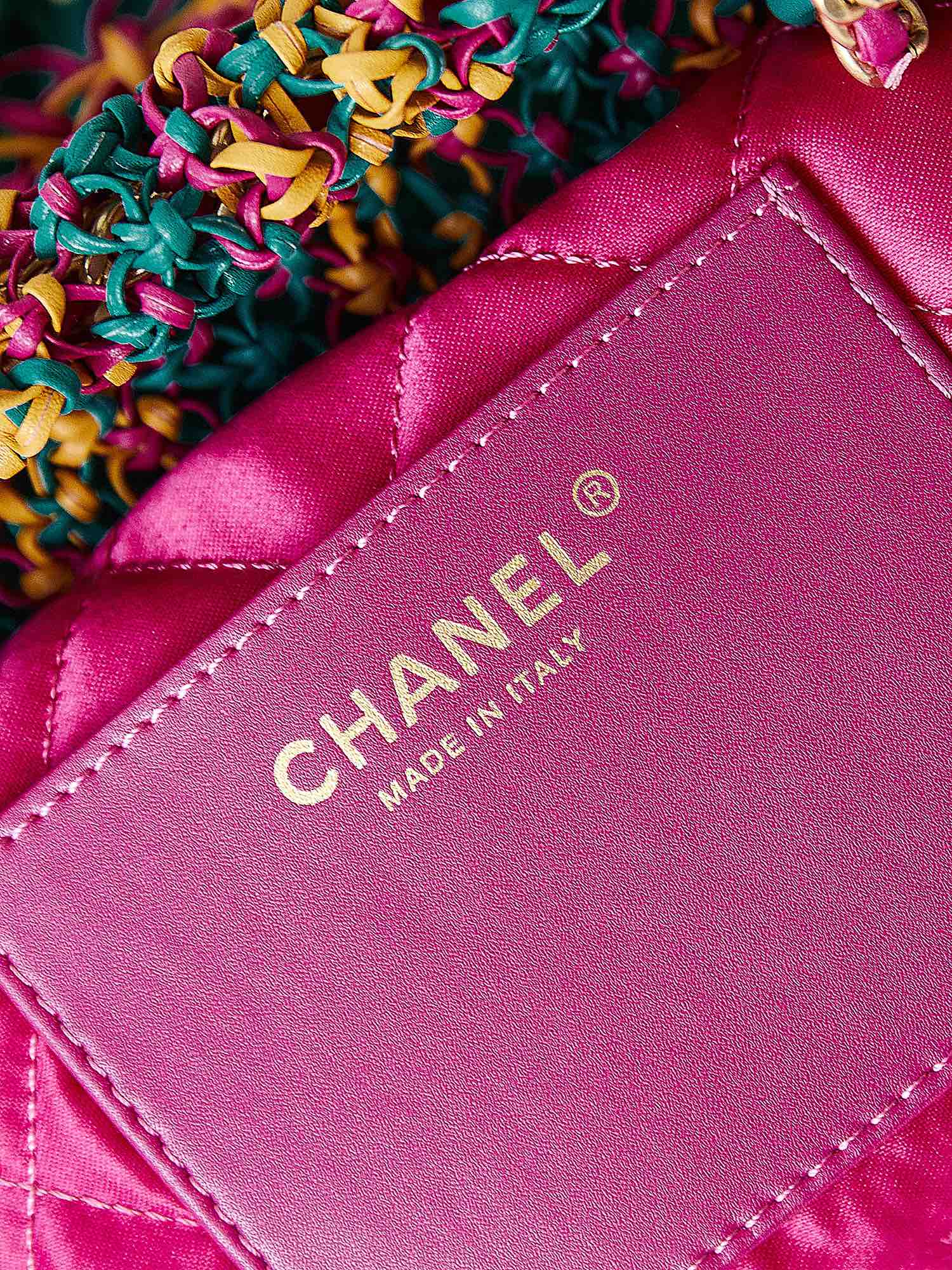 Bagsaaa Ch**el 22 Mini Handbag AS3980 Green/Fuchsia/Yellow - 20×19×6 Cm