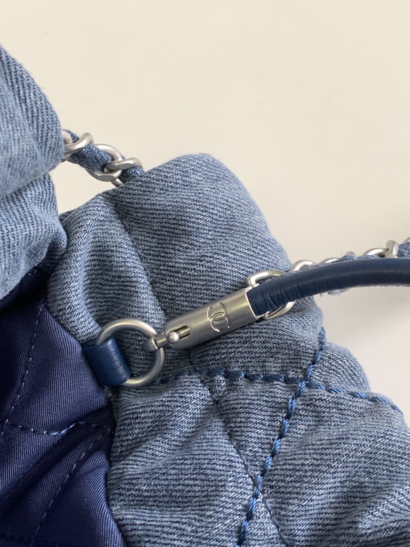 Bagsaaa Ch**el 22 Mini Handbag Denim & Silver AS3980 - 20 × 19 × 6 cm