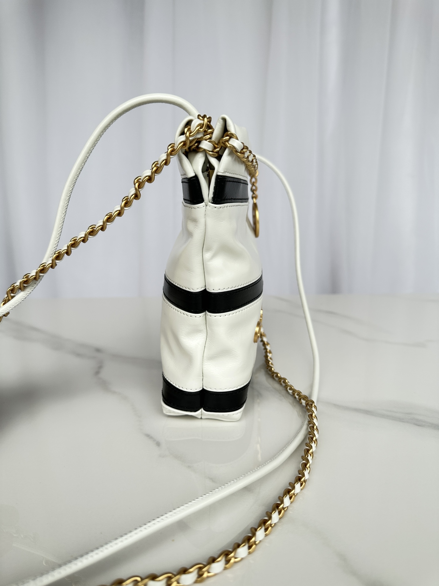 Bagsaaa Ch**el 22 Mini Handbag White & Black AS3980 - 20 × 19 × 6 cm