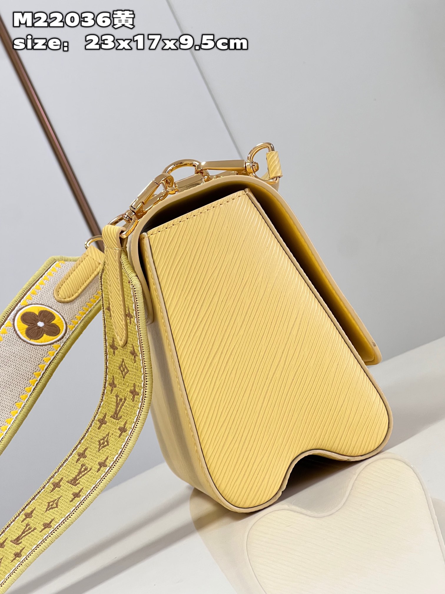 Bagsaaa L0vis Vvtt0n M22038 Twist MM Plume Yellow - 23 x 17 x 9.5 cm
