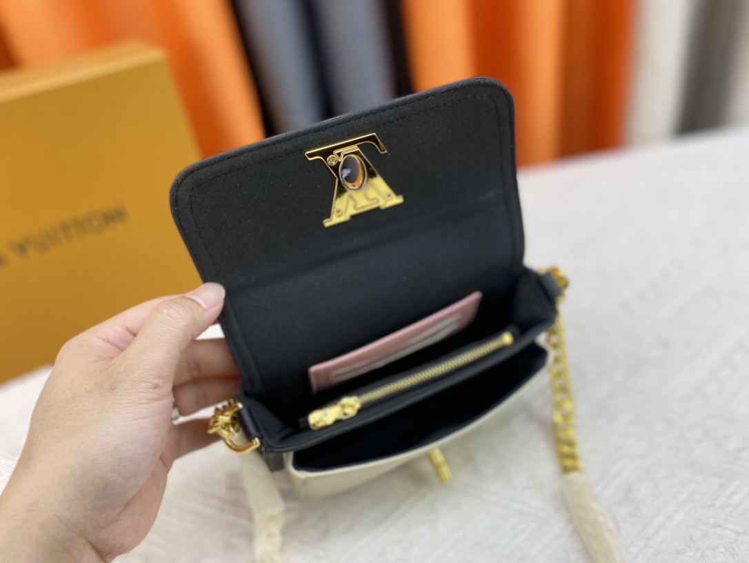 Bagsaaa L0vis Vvtt0n M81560 Lockme Tender Pochette Black - 18 x 9 x 4 cm