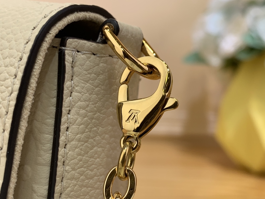 Bagsaaa L0vis Vvtt0n M82363 Félicie Pochette Cream - 21 x 12 x 3 cm