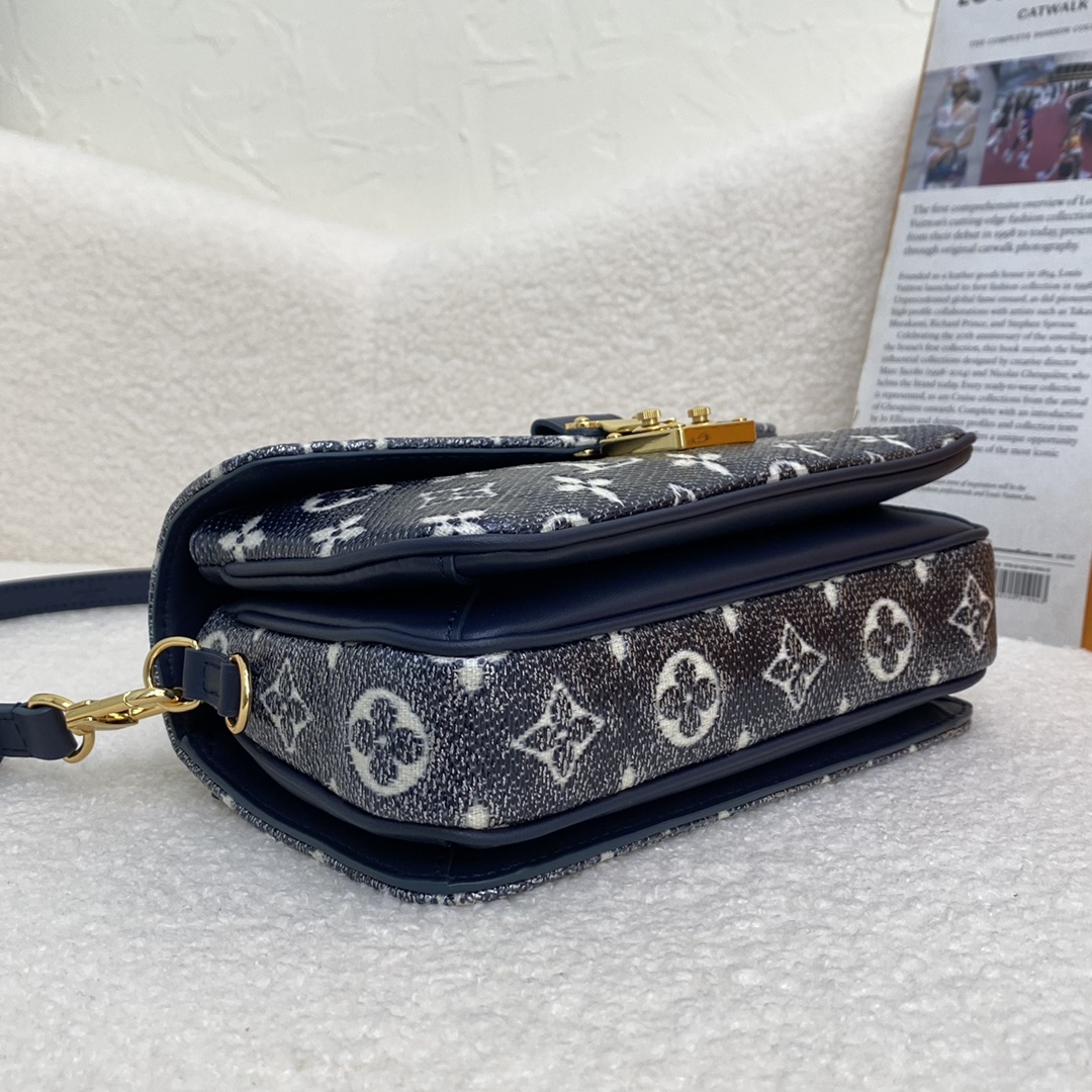 Bagsaaa L0vis Vvtt0n M22834 Pochette Métis East West - 21.5 x 13.5 x 6 cm