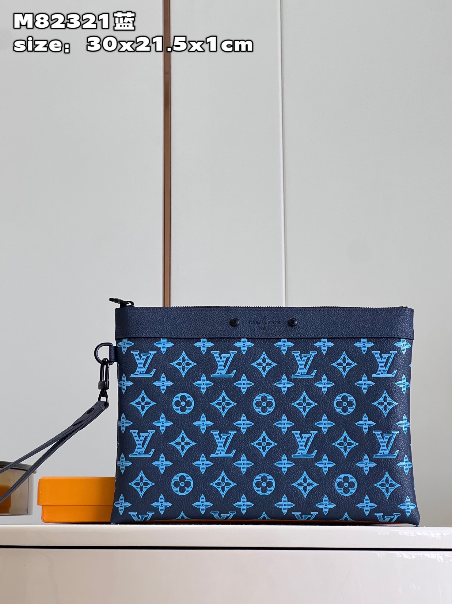 Bagsaaa L0vis Vvtt0n Pochette To-Go M82321 Blue - 30 x 21.5 x 1 cm