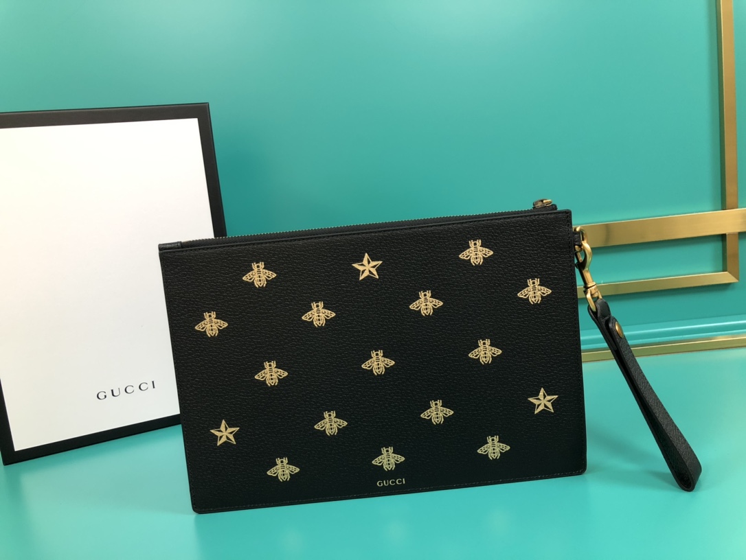Bagsaaa Gvc*1 Bee Star Leather Pouch Black 495066 Size 30.5*21*1.5 cm