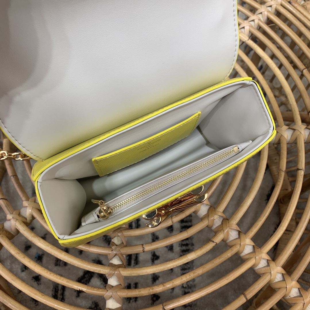 Bagsaaa L0vis Vvtt0n M20688 Lime Yellow Twist PM - 19 x 15 x 9 cm