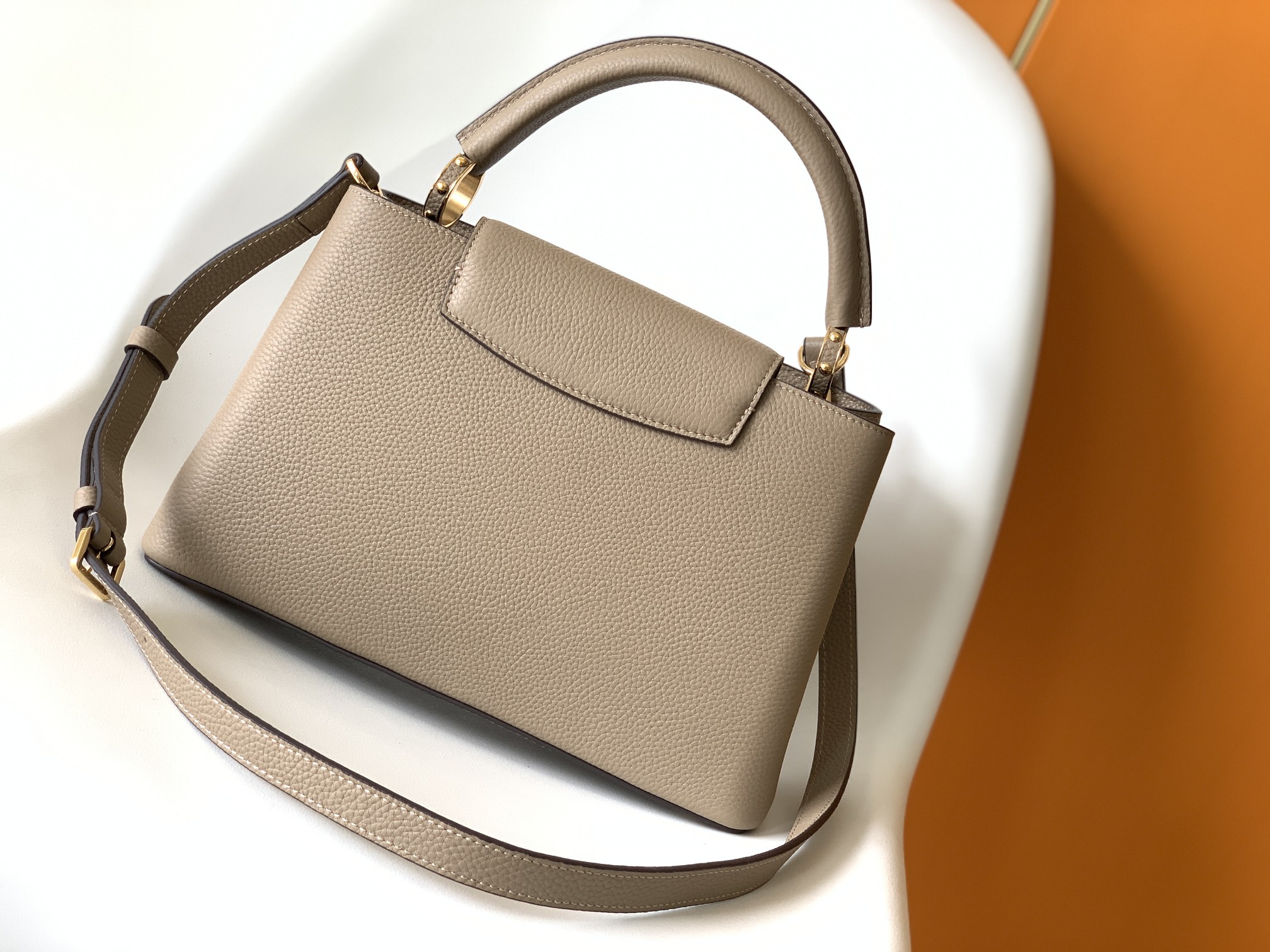Bagsaaa L0vis Vvtt0n M42253 Capucines MM Galet Grey - 31.5 x 20 x 11 cm