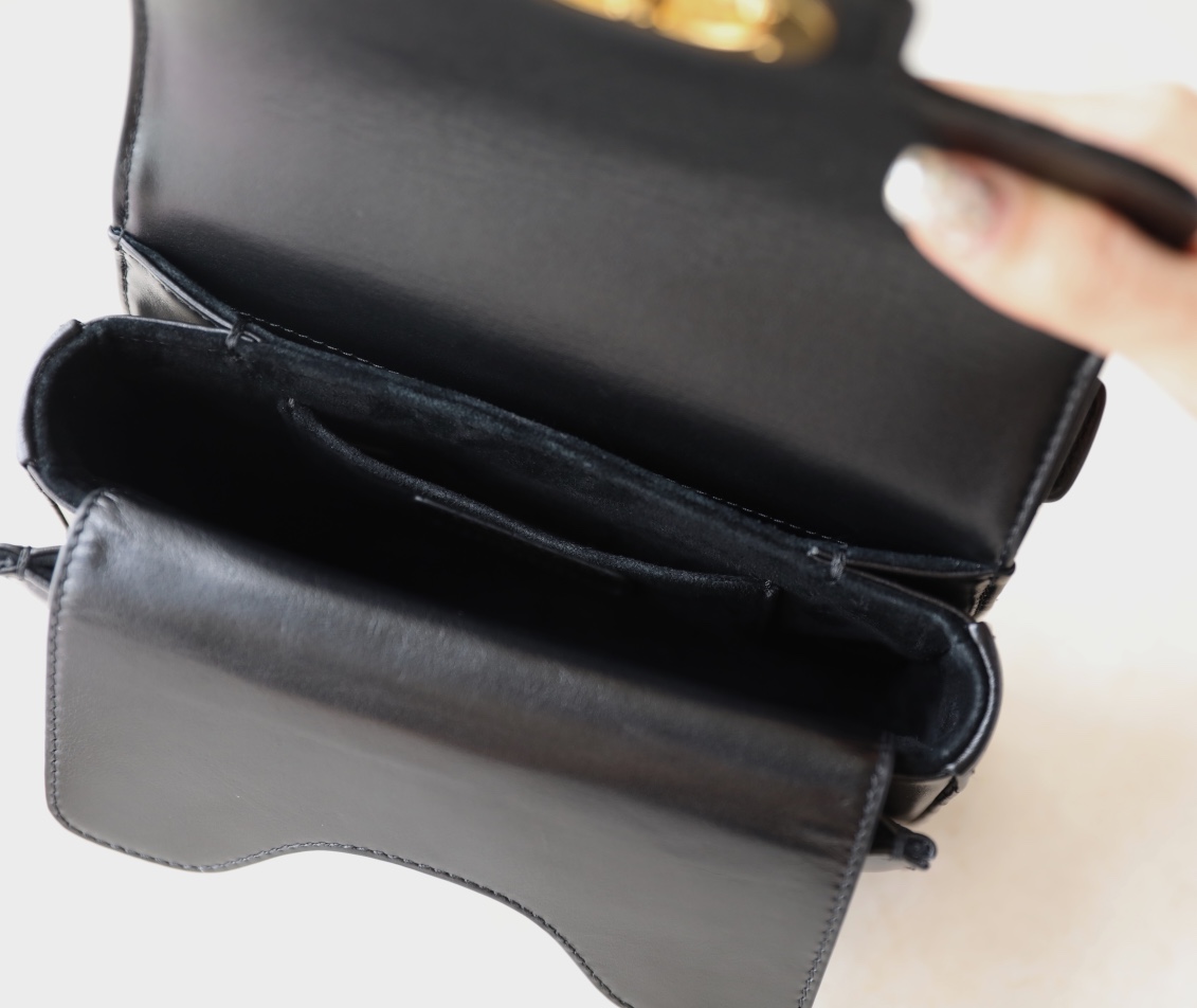Bagsaaa Mini D10r Jolie Top Handle Bag Black Cannage Calfskin - 19 x 12 x 6 cm
