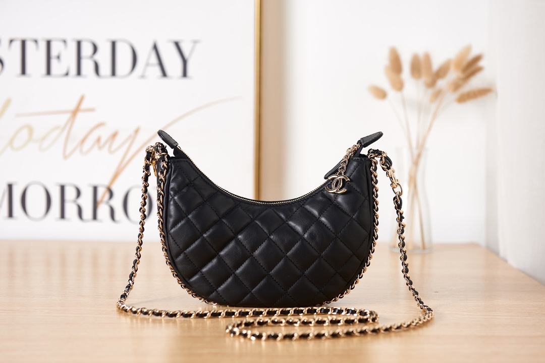 Bagsaaa Ch**el Small Hobo Bag AS3917 Black - 15×20×6 cm