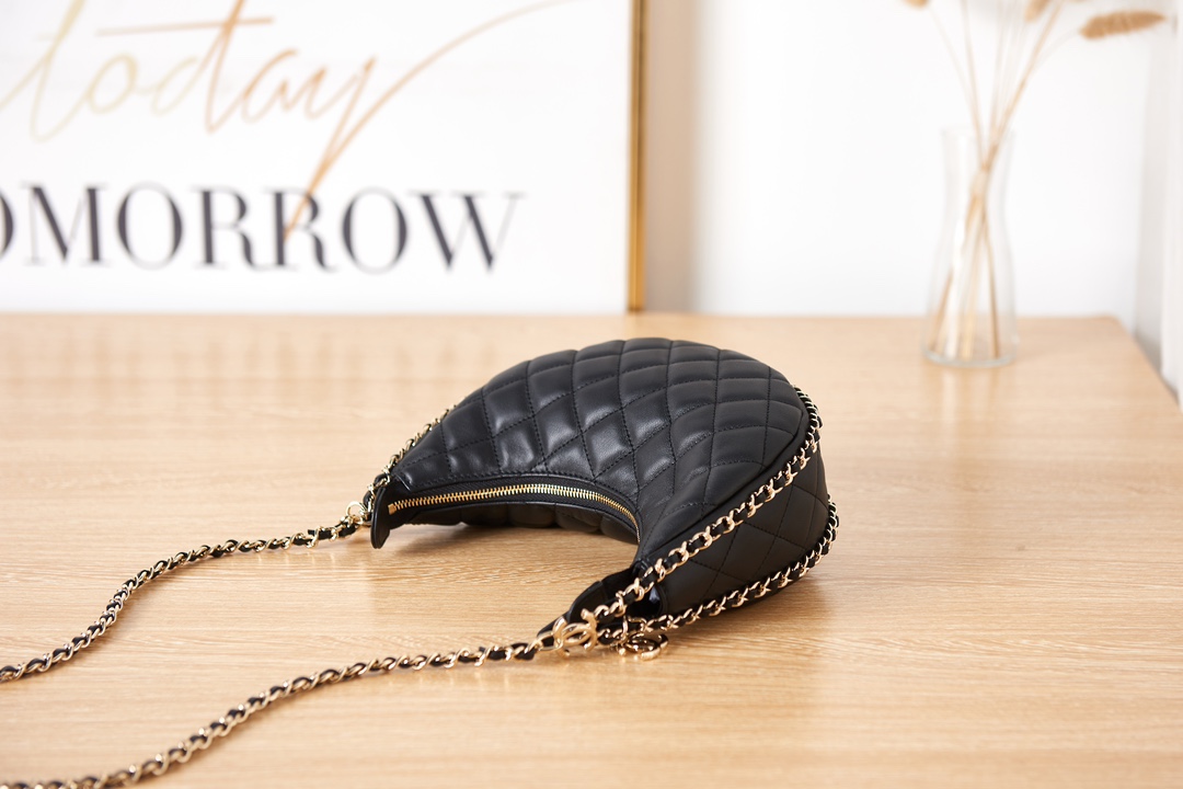 Bagsaaa Ch**el Small Hobo Bag AS3917 Black - 15×20×6 cm