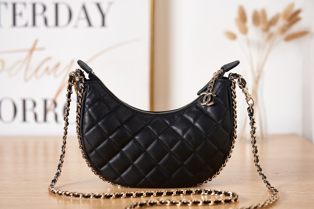Bagsaaa Ch**el Small Hobo Bag AS3917 Black - 15×20×6 cm