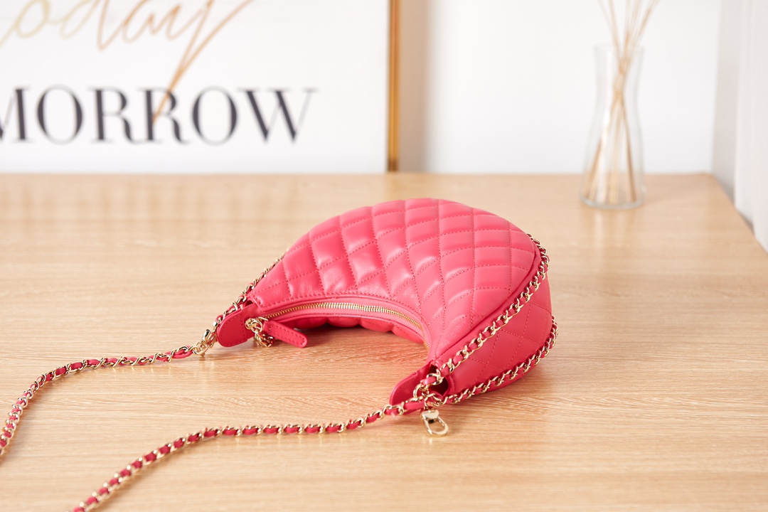 Bagsaaa Ch**el Small Hobo Bag AS3917 Pink - 15×20×6 cm
