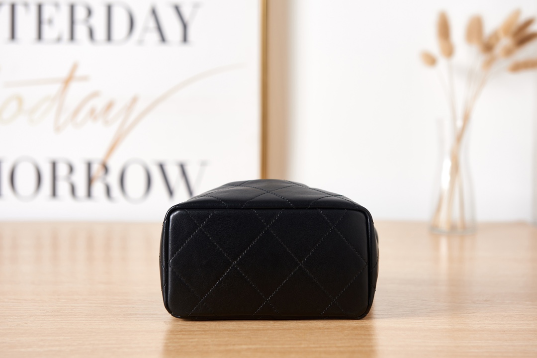 Bagsaaa Ch**el Small Bucket Bag AS3793 Black - 17×16×7 cm