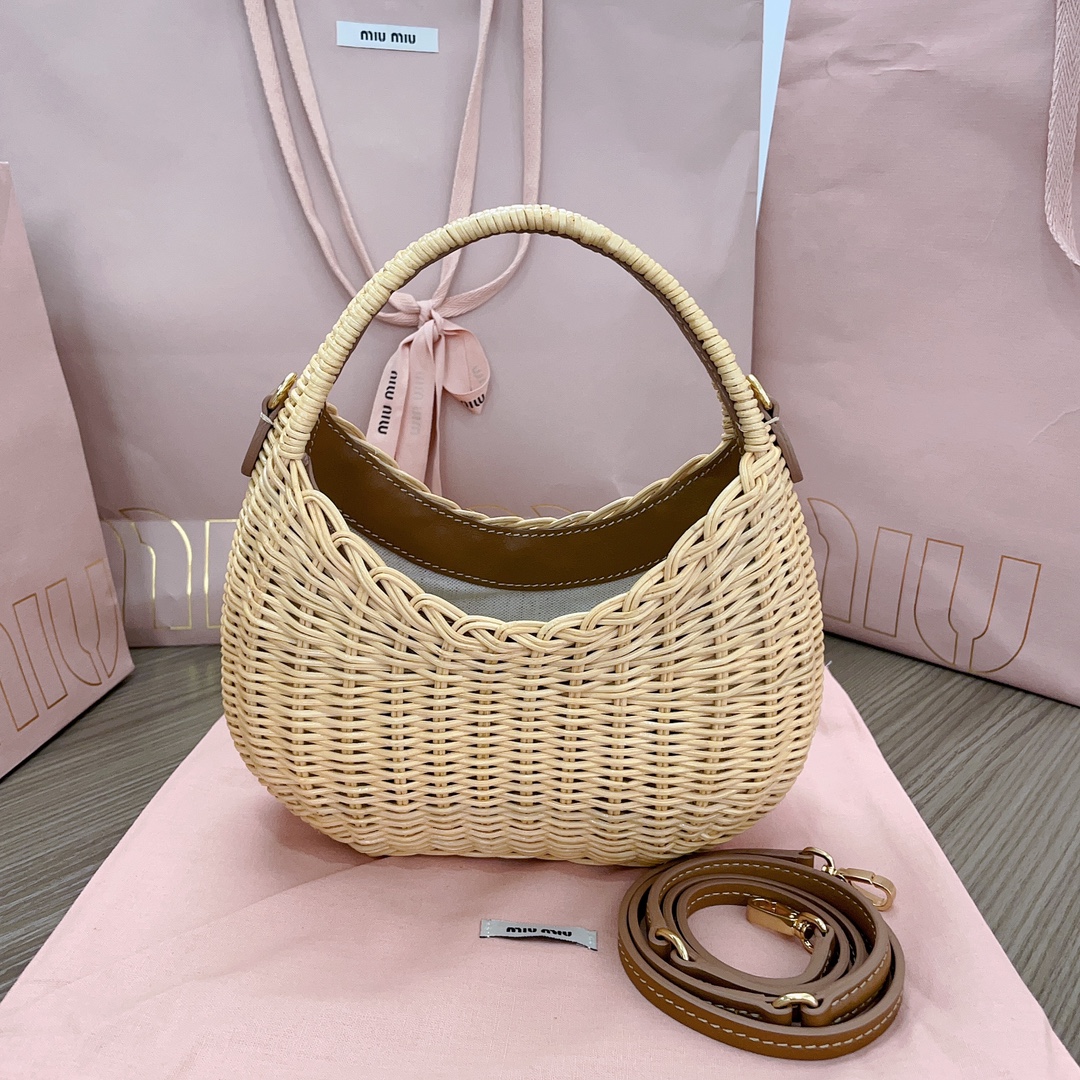Bagsaaa M1um1u Wander Wicker Hobo Bag Size 20x17x6 cm