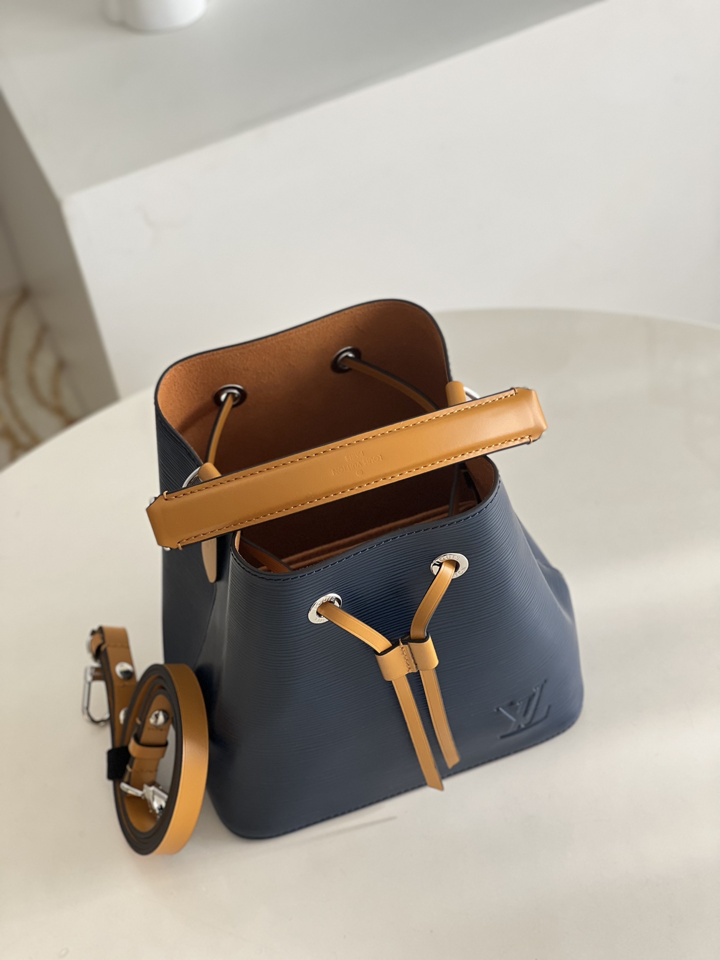 Bagsaaa L0vis Vvtt0n M53610 NéoNoé BB Bucket Bag Indigo Blue - 20 x 20 x 13 cm