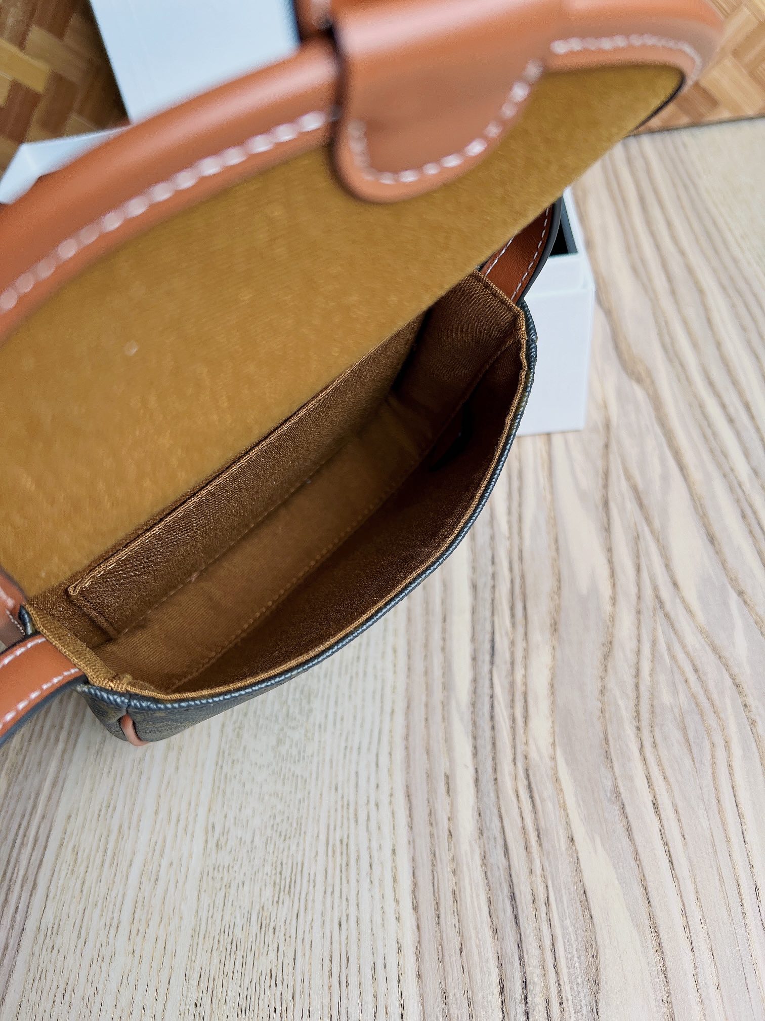 Bagsaaa Ce1i*e Mini Besace In Triomphe Canvas And Calfskin Tan - 16 X 14 X 4 CM