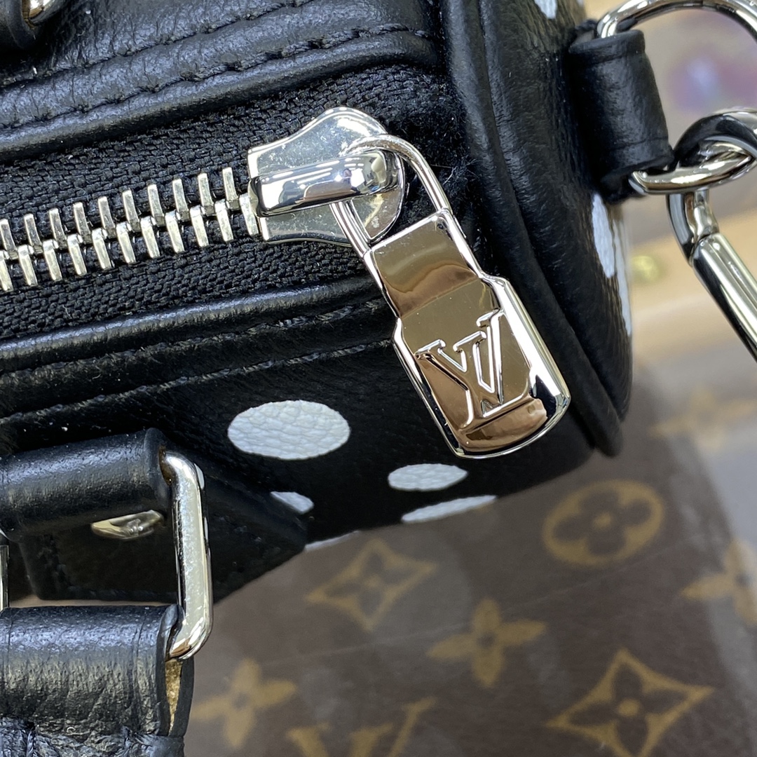 Bagsaaa L0vis Vvtt0n M81910 LV x YK Nano Speedy Black&White - 16 x 10 x 7.5 cm