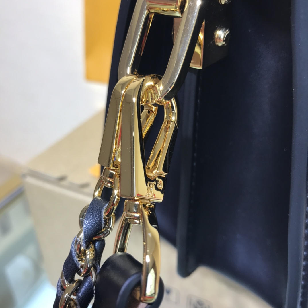 Bagsaaa L0vis Vvtt0n M55964 Mini Dauphine Black - 20 x 15 x 9 cm