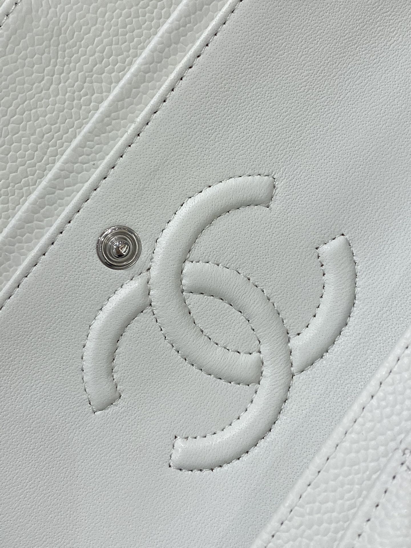 Bagsaaa Ch**el Small Flap Bag White Caviar Silver Hardware - 23.5 cm