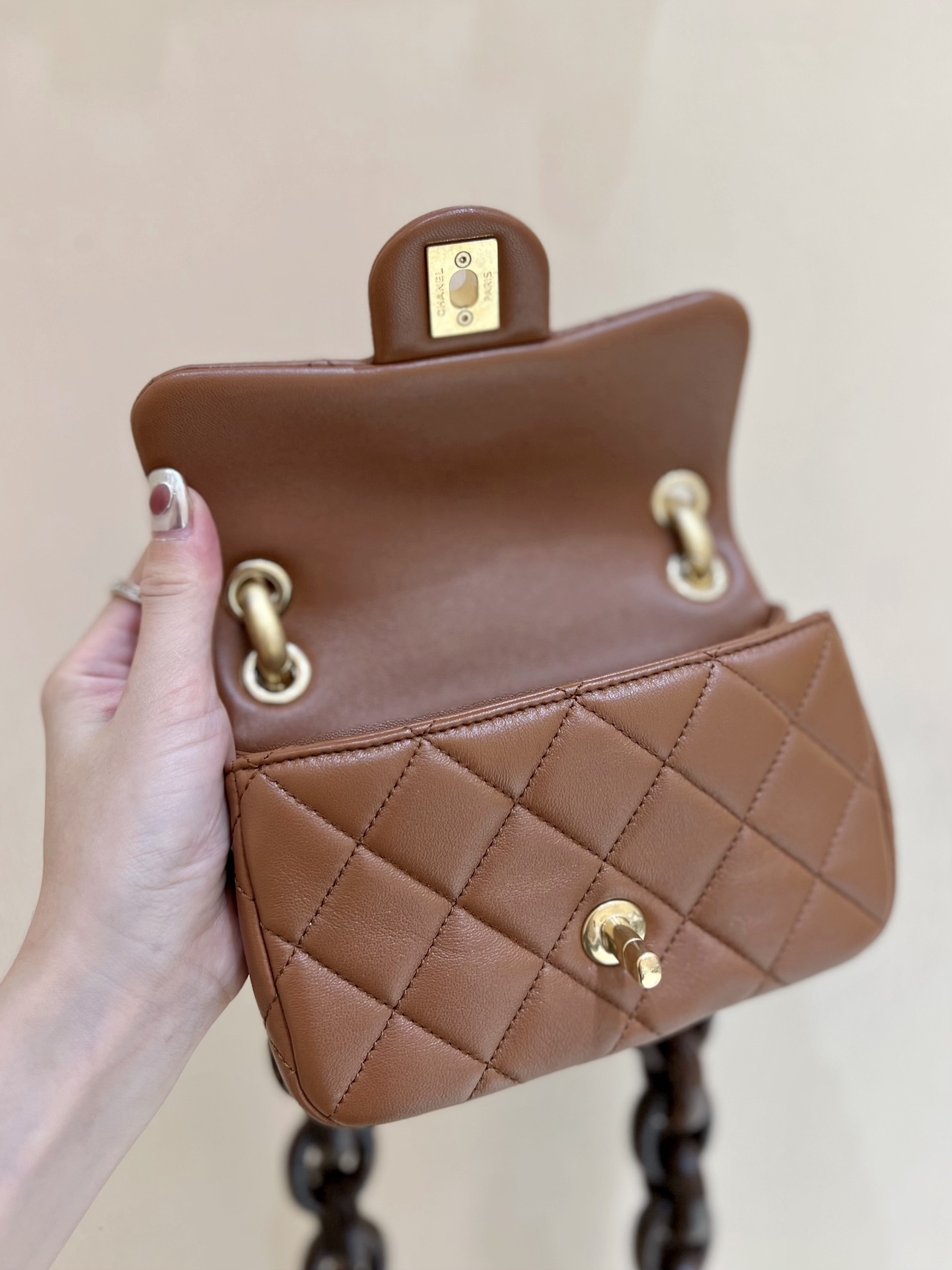 Bagsaaa Ch**el Mini Flap Bag Lambskin & Wenge Wood Brown AS4165 - 11 × 18 × 7 cm