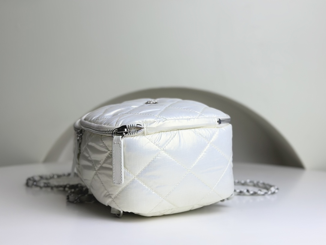 Bagsaaa Ch**el Backpack AS4366 Nylon & Silver-Tone Metal White - 22 × 18 × 10 cm