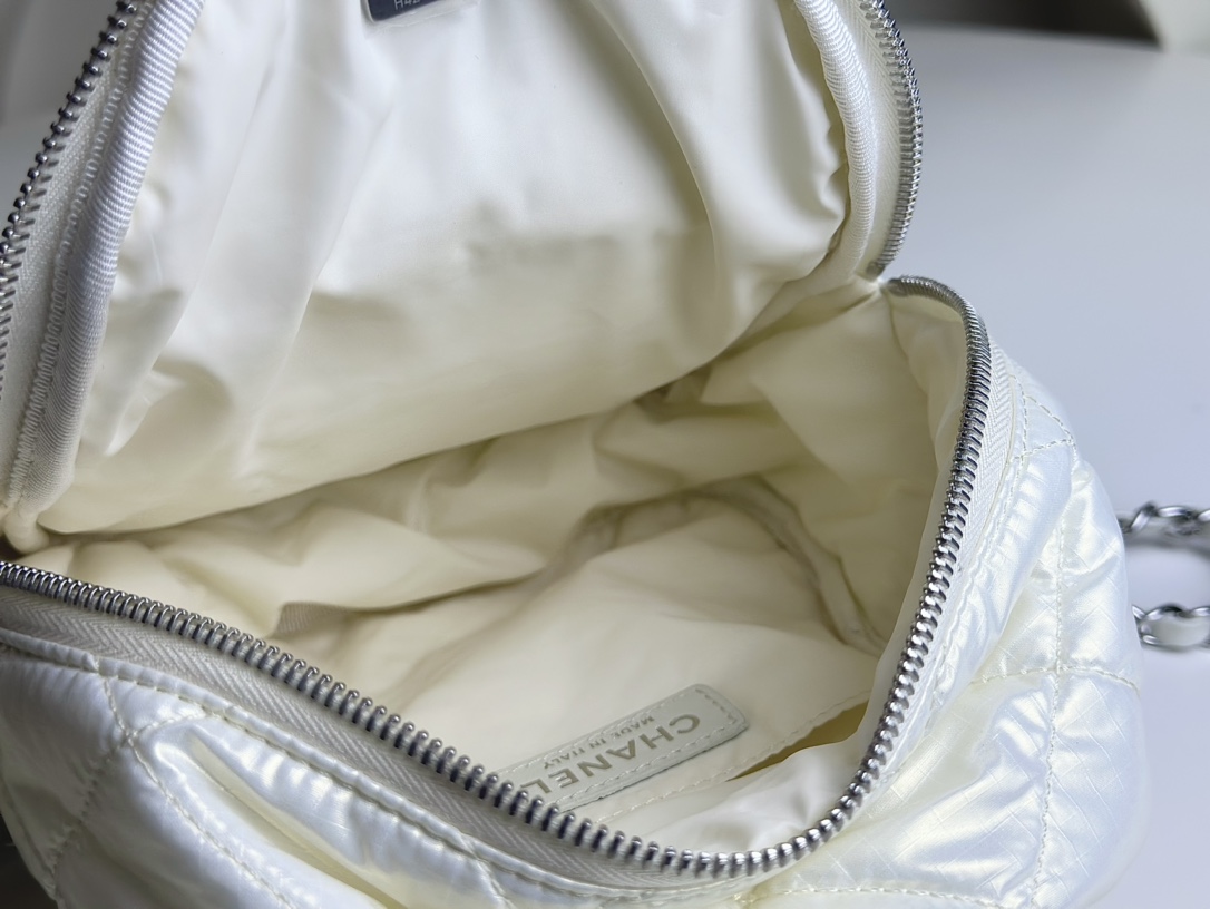 Bagsaaa Ch**el Backpack AS4366 Nylon & Silver-Tone Metal White - 22 × 18 × 10 cm