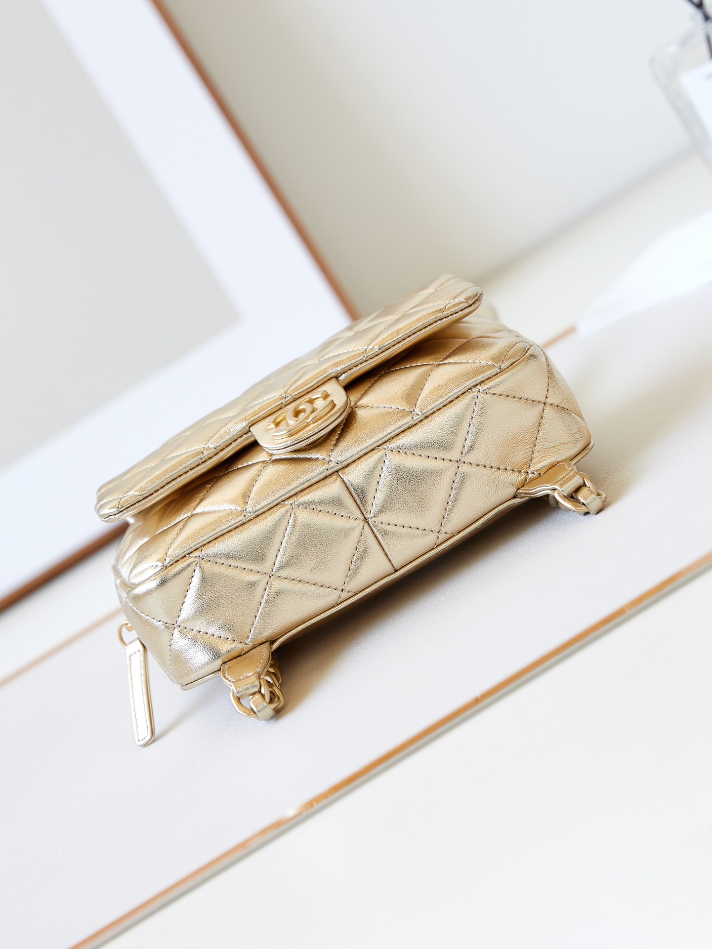 Bagsaaa Ch**el Backpack Metallic Lambskin & Metal Gold AS4621 - 19 × 20 × 5.5 cm