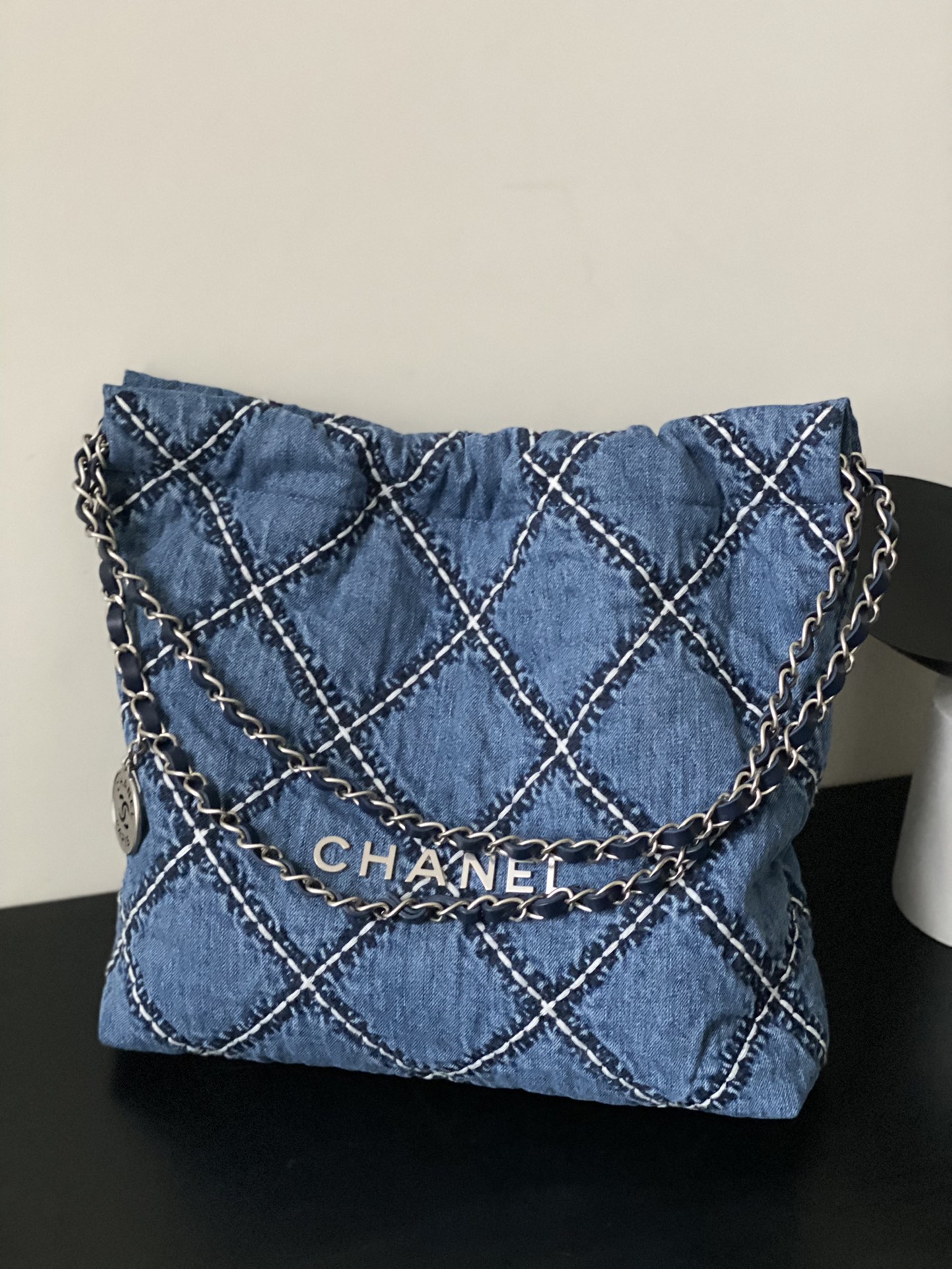 Bagsaaa Ch**el 22 Small Handbag Stitched Denim AS3260 - 35 × 37 × 7 cm