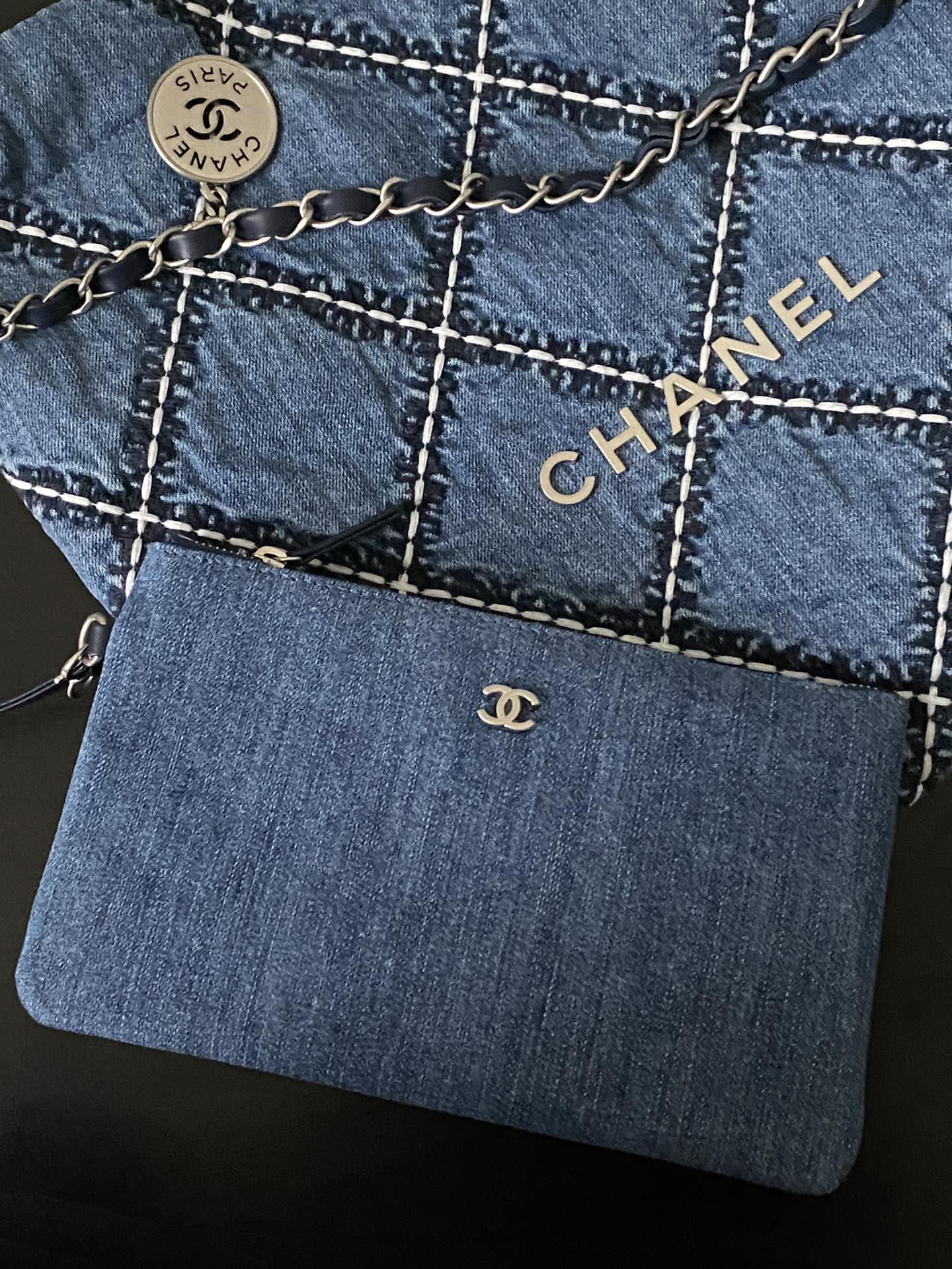 Bagsaaa Ch**el 22 Small Handbag Stitched Denim AS3260 - 35 × 37 × 7 cm