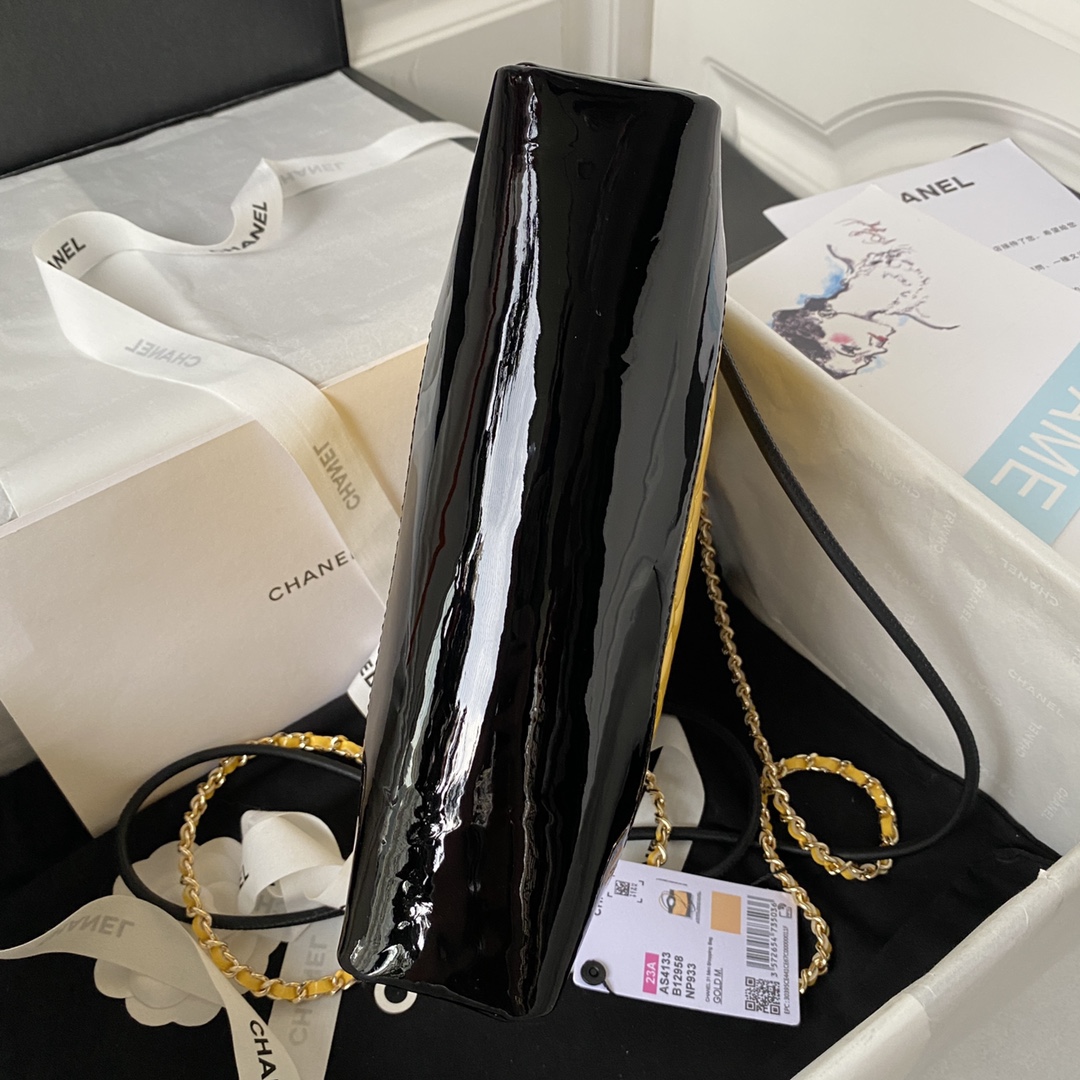 Bagsaaa Ch**el 31 Mini Shopping Bag AS4133 Yellow & Black Patent Calfskin - 22 × 23 × 5.5 cm