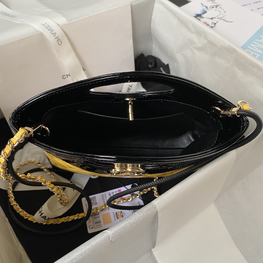 Bagsaaa Ch**el 31 Mini Shopping Bag AS4133 Yellow & Black Patent Calfskin - 22 × 23 × 5.5 cm