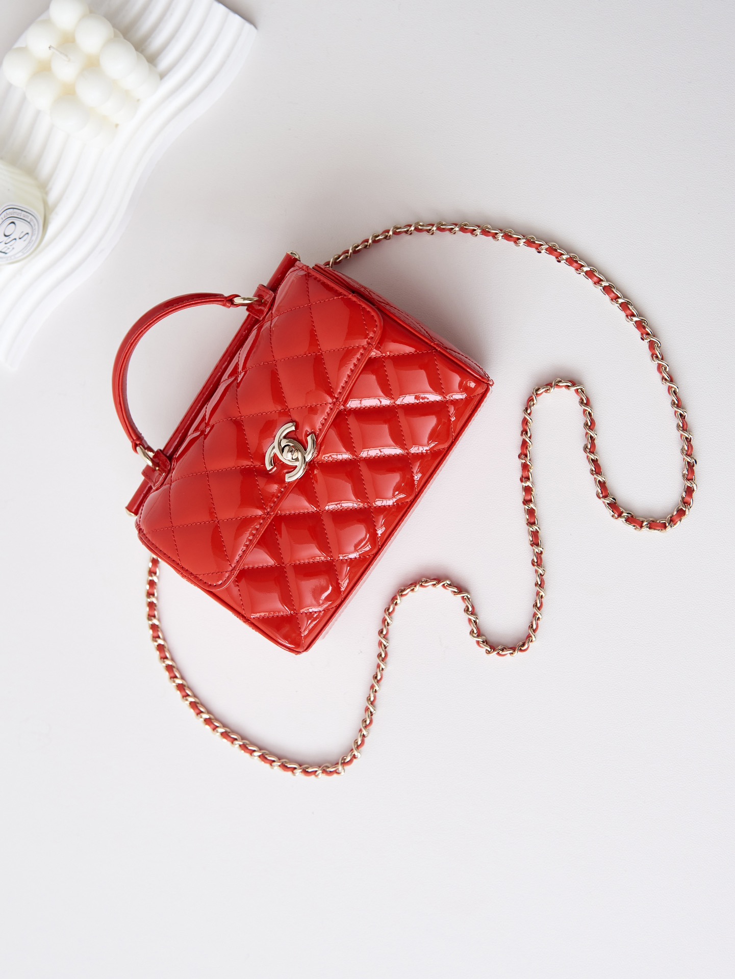 Bagsaaa Ch**el Small Box Bag Red Patent AS4511 - 13 × 18 × 8.5 cm