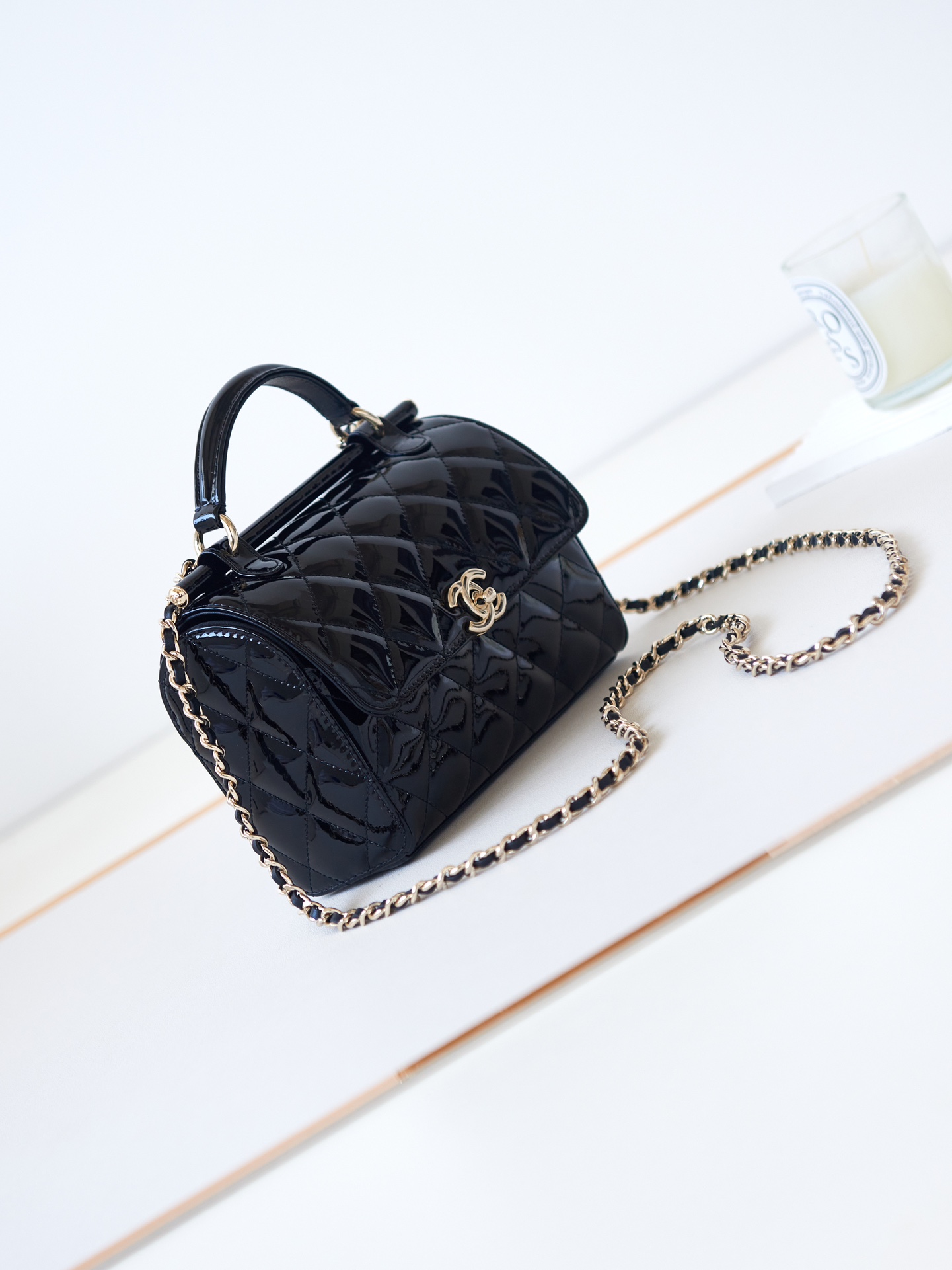 Bagsaaa Ch**el Small Box Bag Black Patent AS4511 - 13 × 18 × 8.5 cm