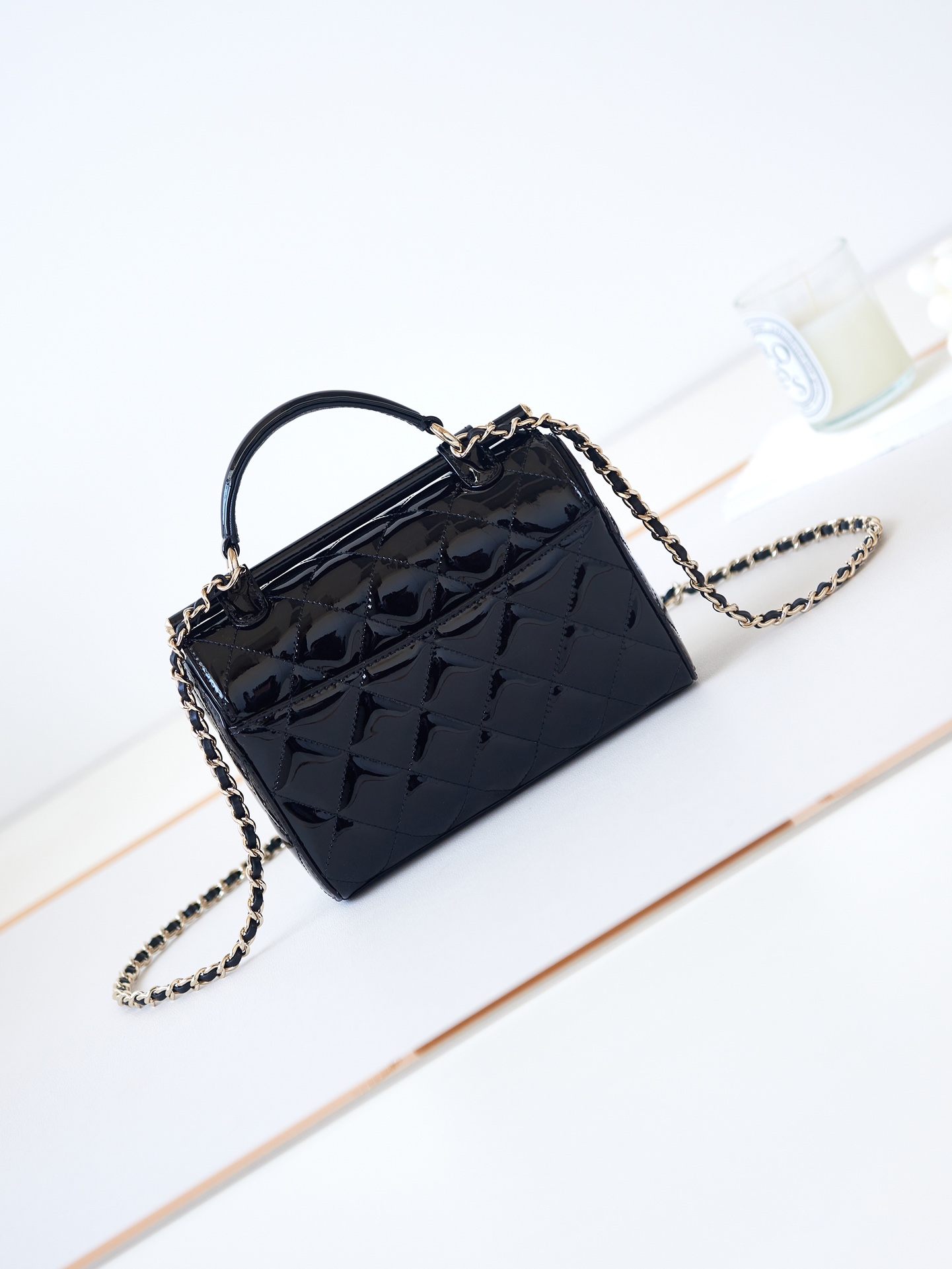 Bagsaaa Ch**el Small Box Bag Black Patent AS4511 - 13 × 18 × 8.5 cm