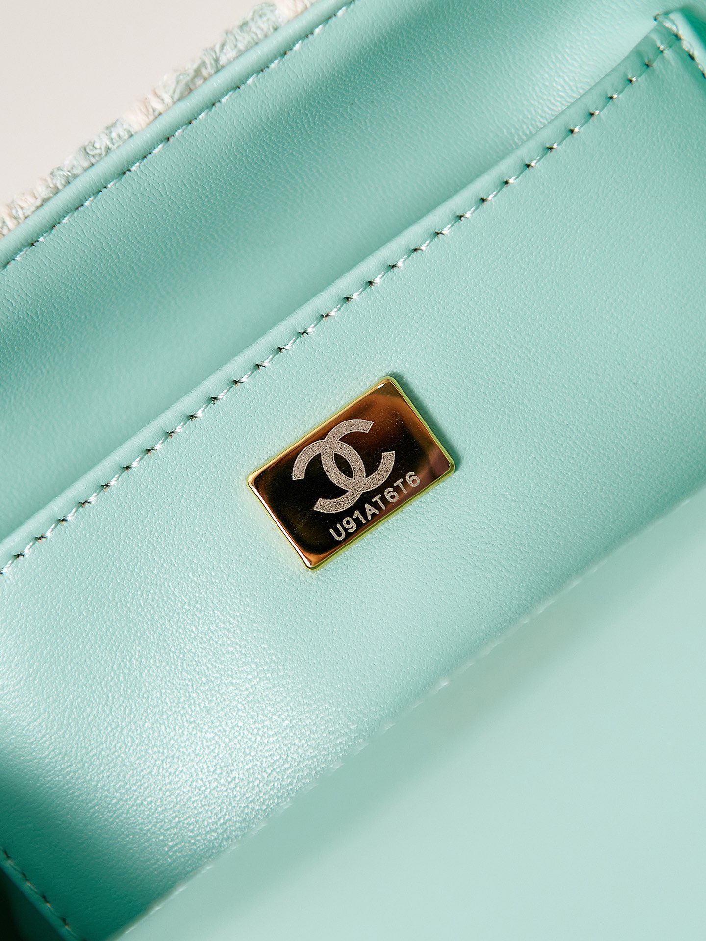 Bagsaaa Ch**el Mini Flap Bag With Top Handle Light Blue Tweed AS4035 - 15×15.5×7.5 cm