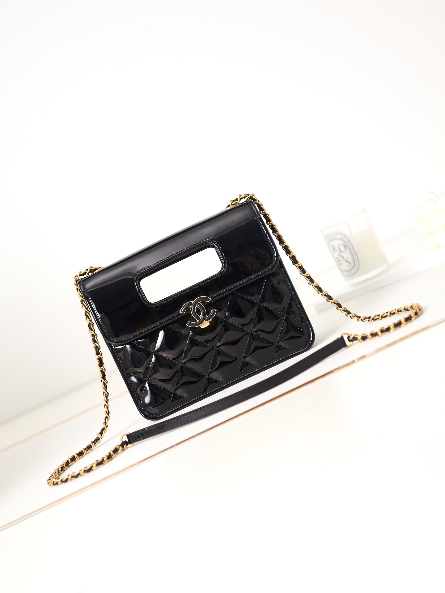 Bagsaaa Ch**el Mini Flap Bag With Top Handle AS4025 Black Patent - 18 × 20 × 8 cm
