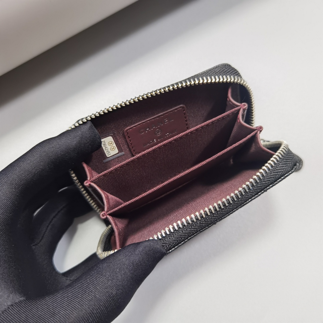 Bagsaaa Ch**el Classic Zipped Coin Purse AP0216 Black & Silver Hardware - 7.5 × 11 × 2 cm