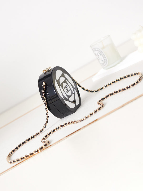 Bagsaaa Ch**el Minaudiere Black & White AS4506 - 10 × 10 × 3 cm
