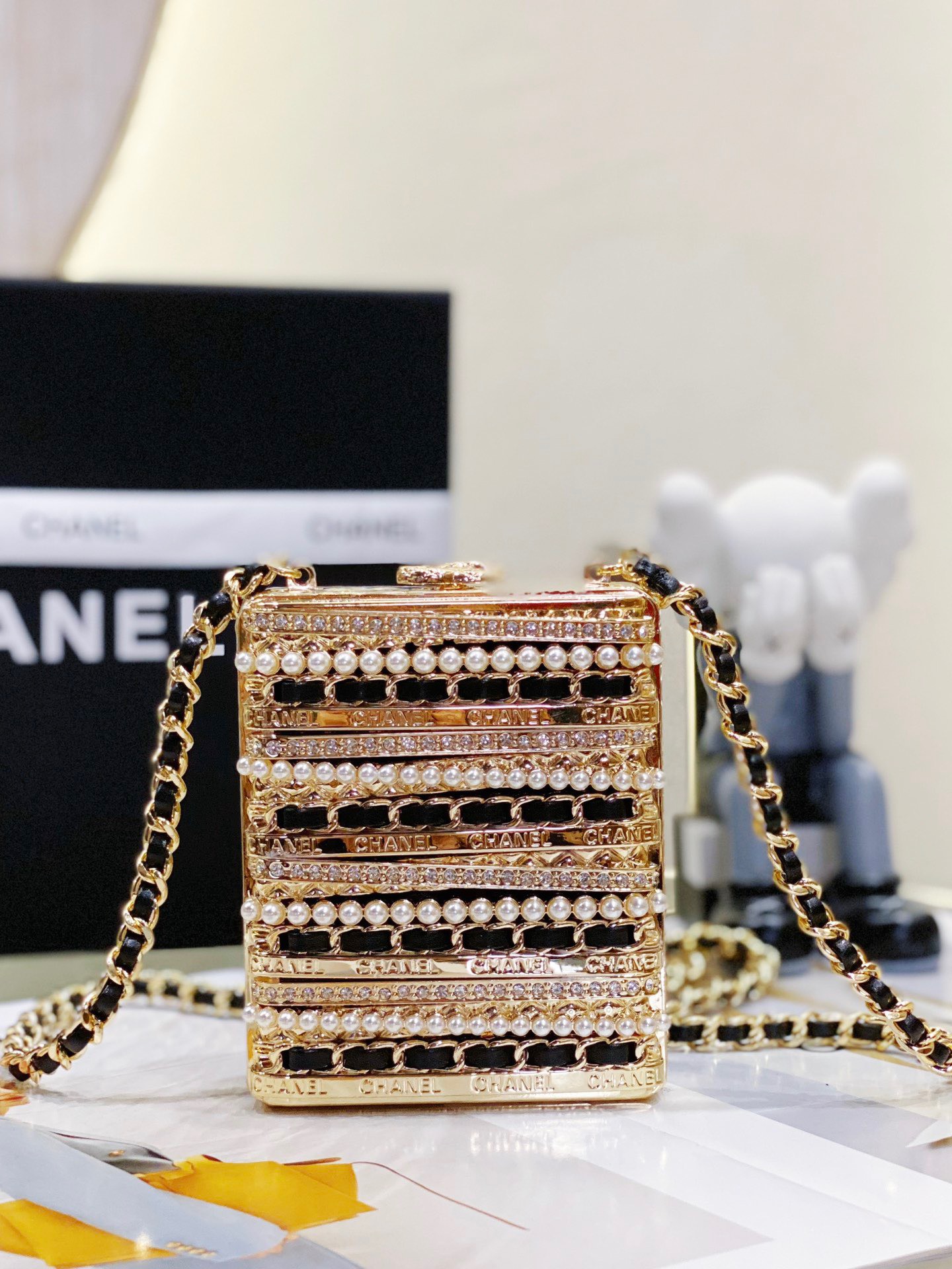 Bagsaaa Ch**el Evening Bag AS3528 Gold Metal With Pearl - 11x9x4.5 cm