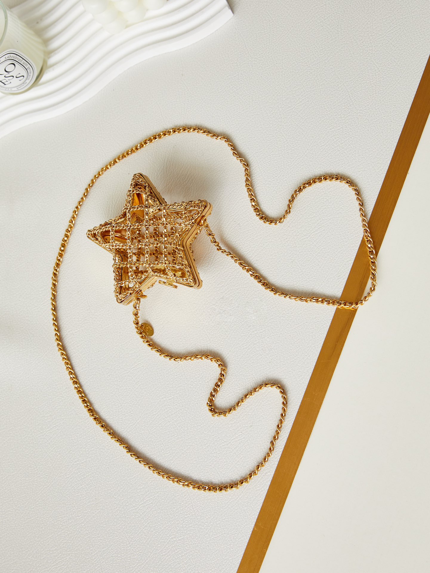 Bagsaaa Ch**el Star Minaudiere Gold Tone Metal AS4028 - 11.5 × 11 × 4 cm