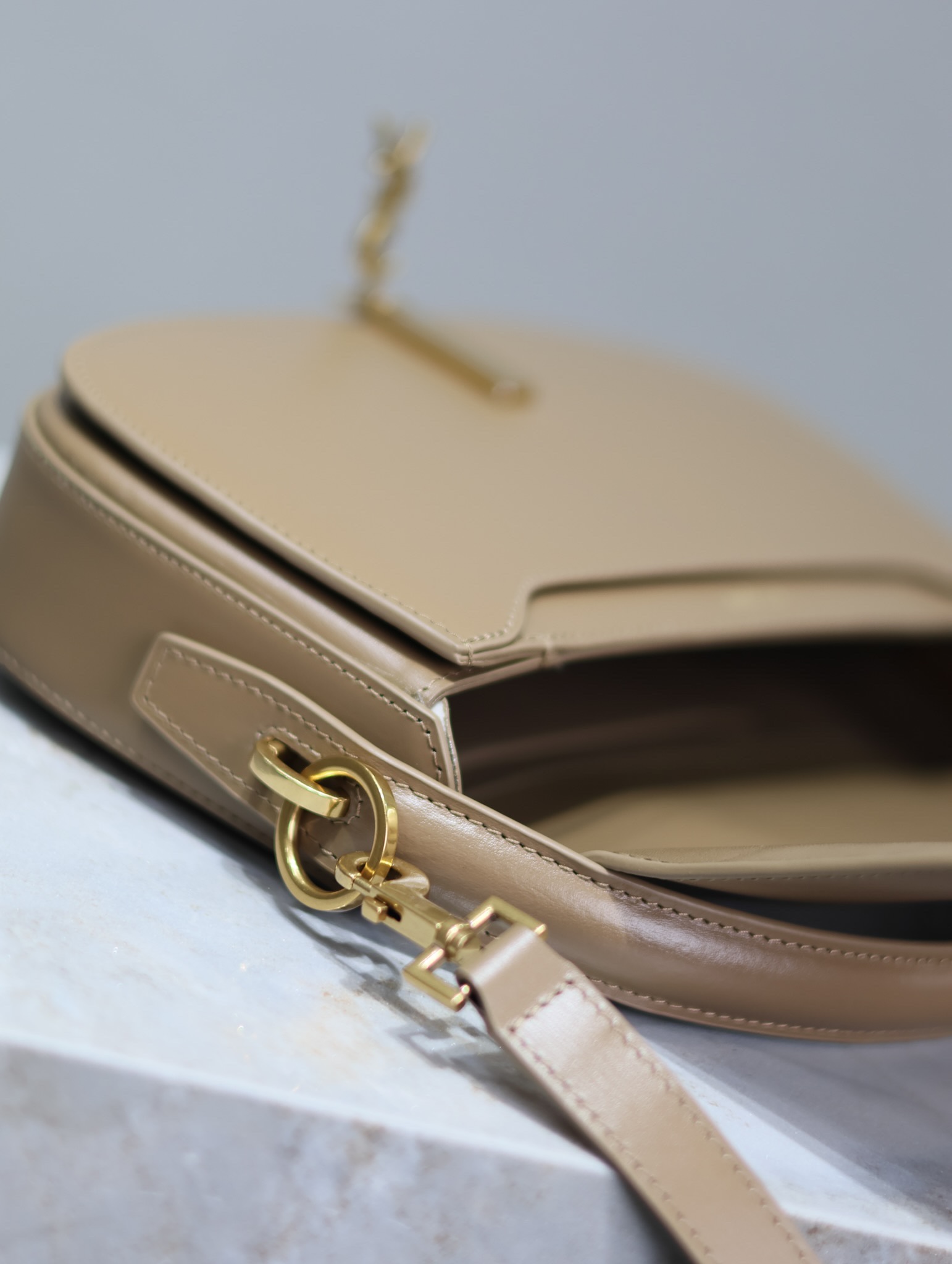 Bagsaaa Y51 Voltaire In Box Sa1nt Lau*nt 787671 Beige - 24 X 15 X 5 CM