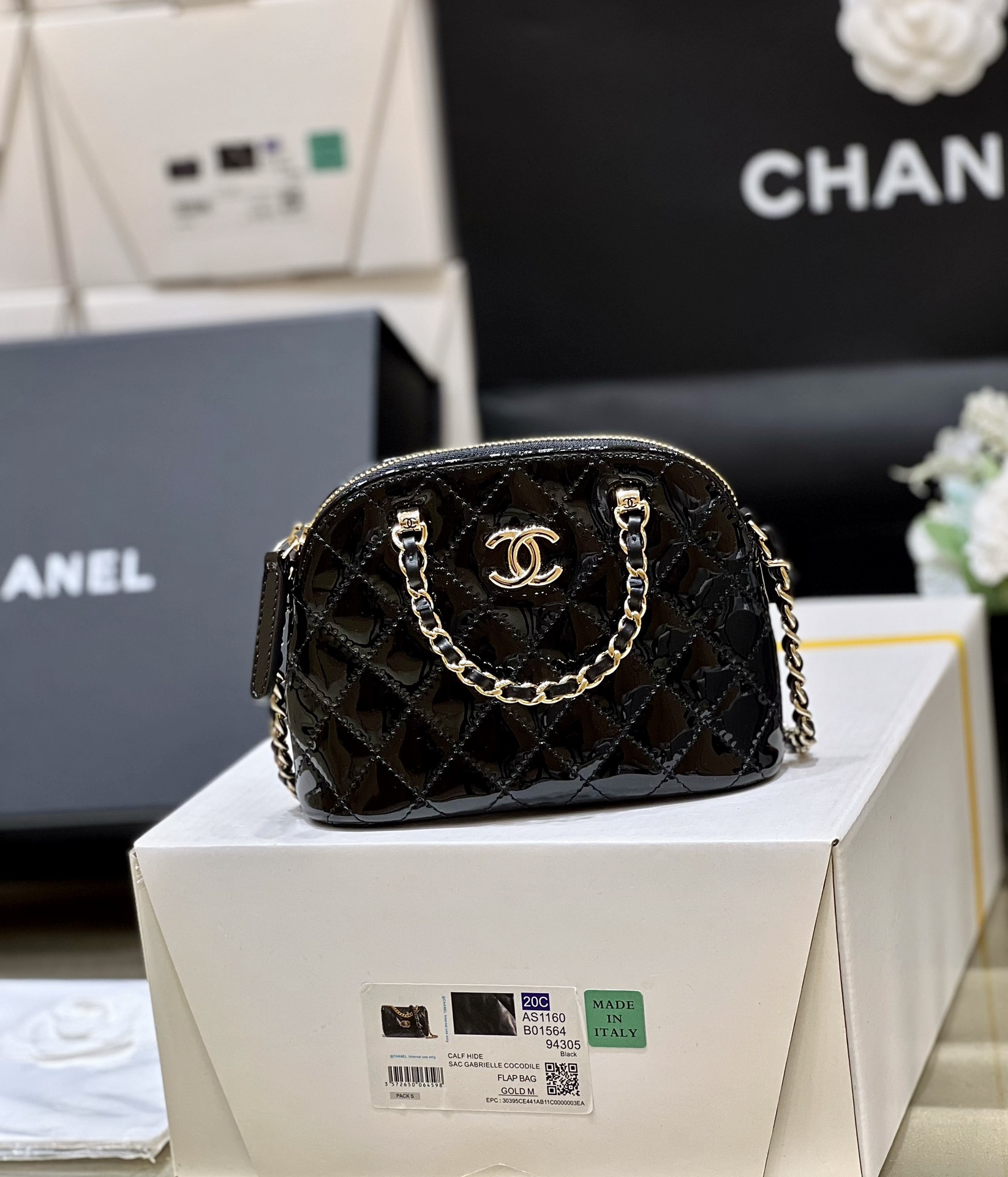 Bagsaaa Ch**el Clutch With Chain Black Patent Calfskin AP3354 - 11×16×5.5 cm