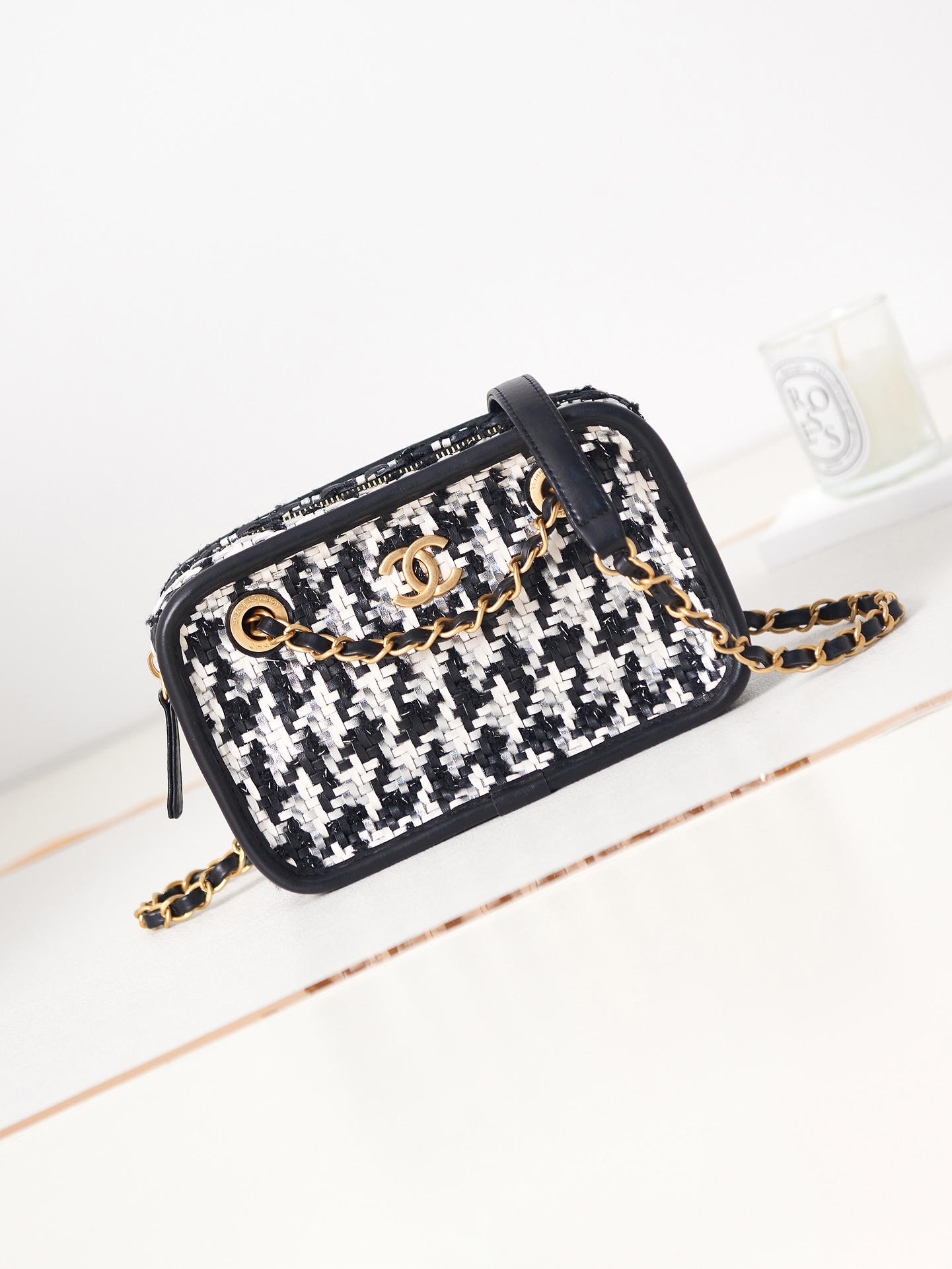 Bagsaaa Ch**el Small Camera Bag AS3768 Black - 20.5x13.5x7 cm