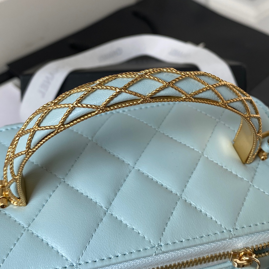 Bagsaaa Ch**el Clutch With Chain AP3383 Blue - 9.5 × 17 × 8 cm