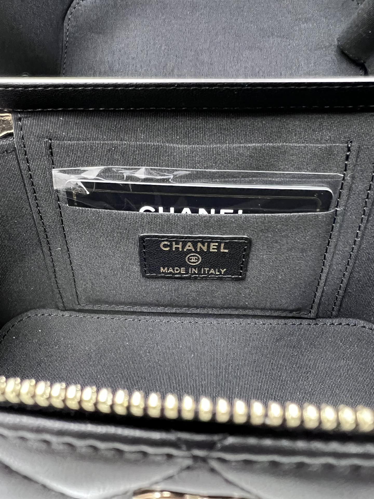 Bagsaaa Ch**el Small Vanity With Chain Black AP2199 - 17*9.5*8cm