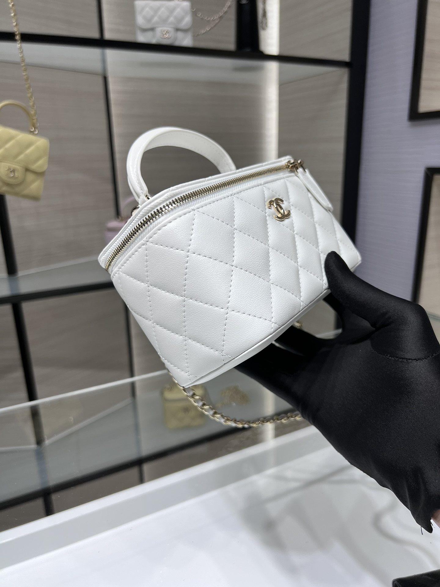Bagsaaa Ch**el Small Vanity With Chain White AP2199 - 17*9.5*8cm