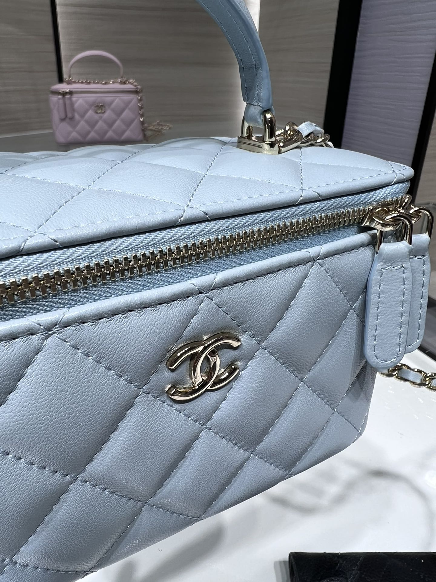 Bagsaaa Ch**el Small Vanity With Chain Light Blue AP2199 - 17*9.5*8cm